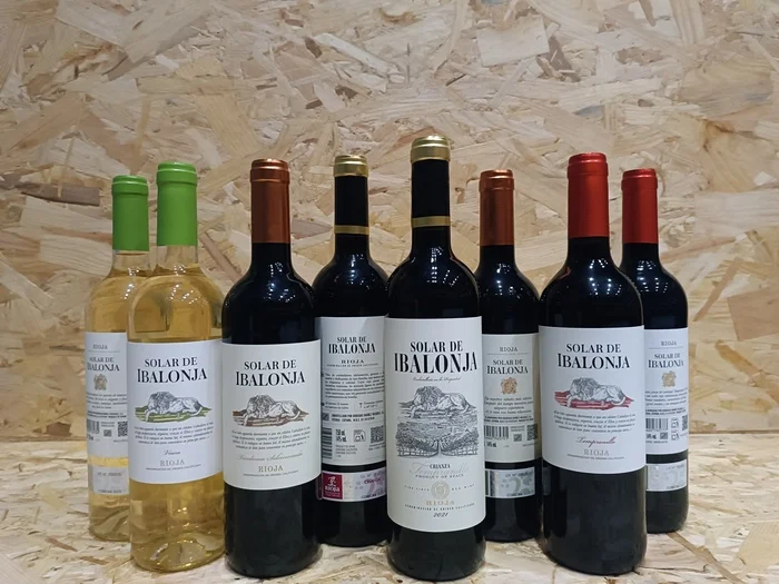 Lote 8 botellas Solar de Ibalonja